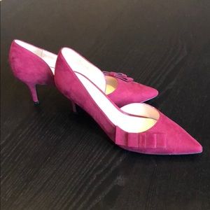 Nine West Cranberry suede-like textile pumps